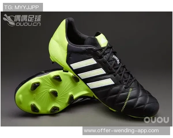 选择合适的阿迪达斯足球鞋尺码指南助你提升场上表现